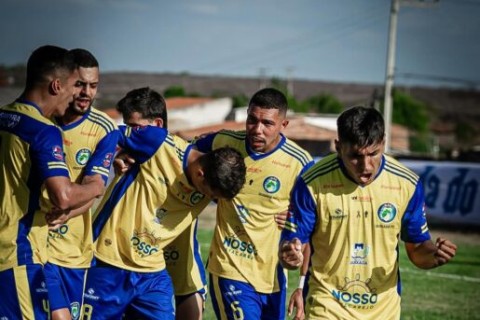 Quixadá vence o Atlético Cearense no Abilhão mas é eliminado da Taça Fares Lopes no saldo de gols