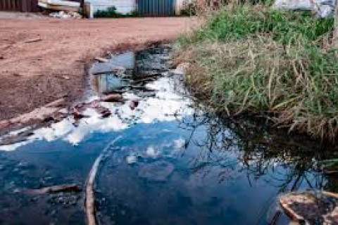 MP do Ceará cobra que Prefeitura de Mombaça elimine esgoto a céu aberto no Distrito de Boa Vista para evitar riscos à saúde da população